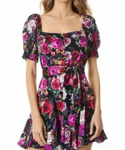 Alice + Olivia Sales 39 Top 10 ๐คฉ Alice + Olivia Mina ๐ฉ Womens Puff Sleeve Square Neck Fit & Flare ๐ Dress ๐