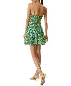 Deals ๐ Alice + Olivia Glinda ๐ฉ Womens Floral Smocked Mini ๐ Dress ๐ฅ 5 Deals ๐ Alice + Olivia Glinda ๐ฉ Womens Floral Smocked Mini ๐ Dress ๐ฅ -Alice + Olivia Sales c166911fed3545669e21c1f71d4c1558 a118d71e d41d 4221 a5fb e1b3d156d9f0 1080x